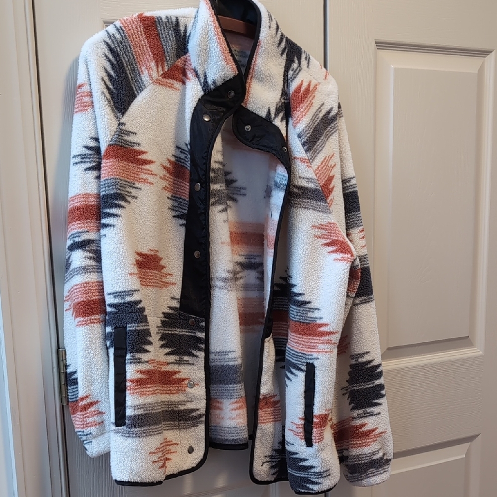 Cozy Aztec Pattern Fleece Jacket